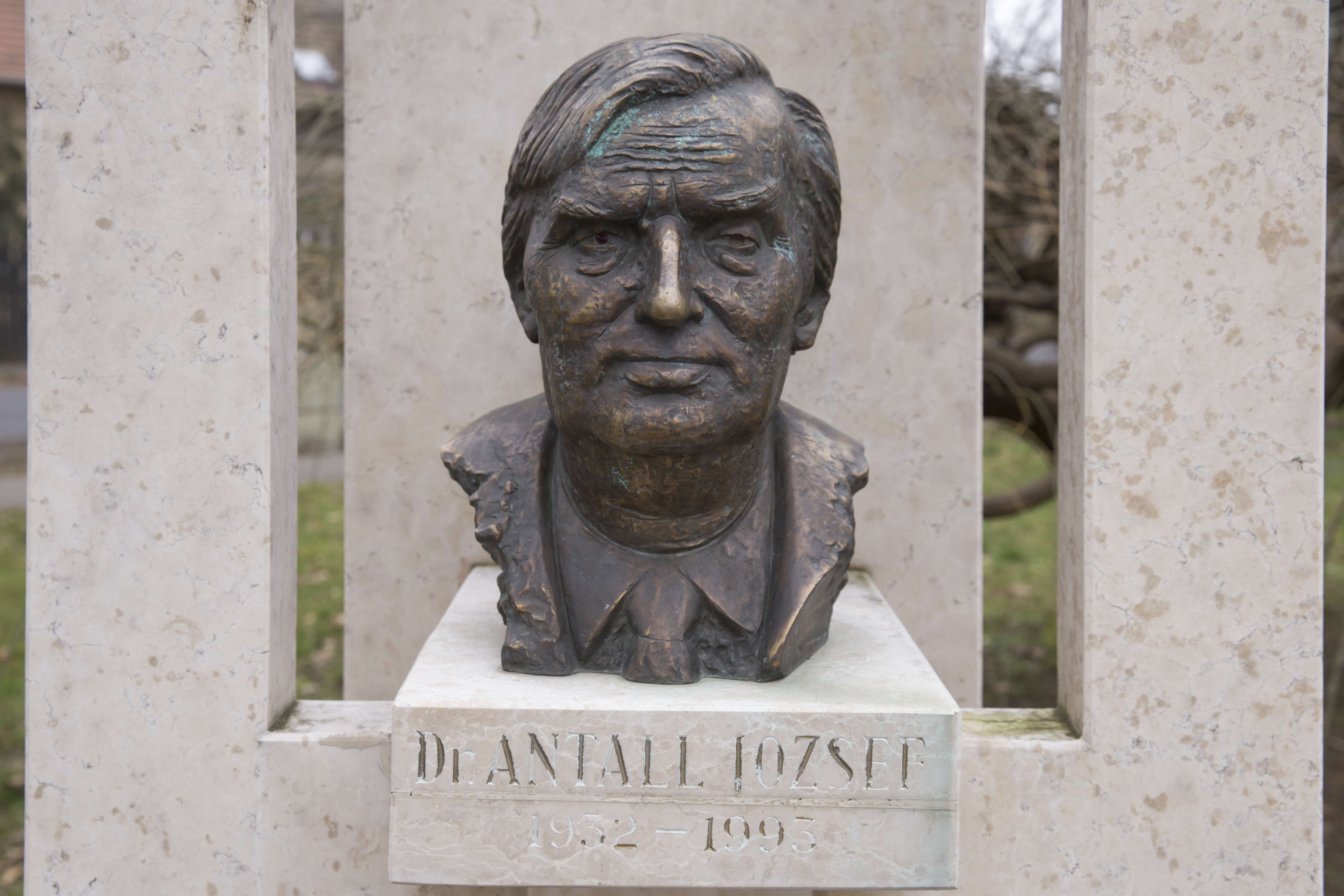 Antall József