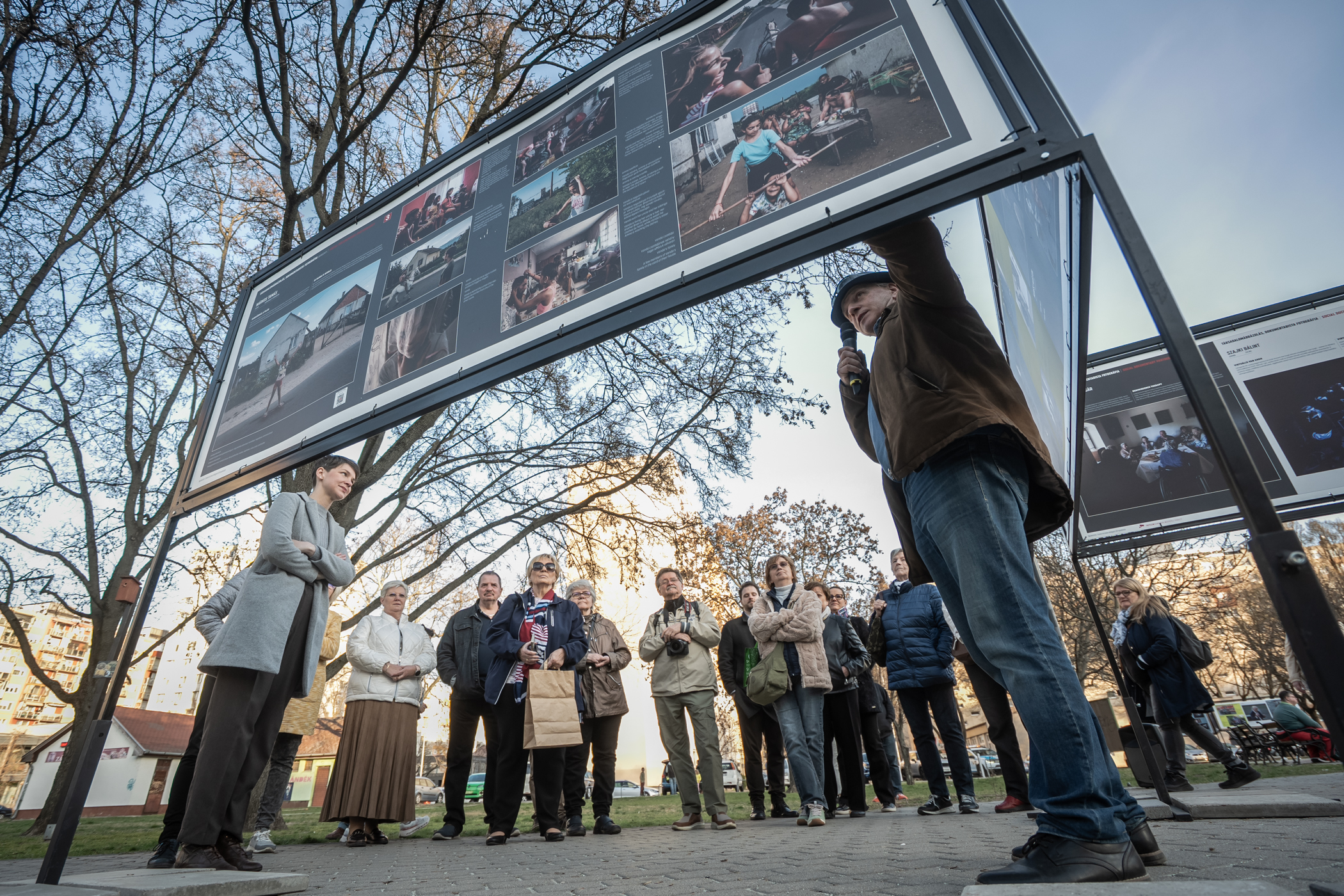 Megnyílt a 43. Magyar Sajtófotó Kiállítás Újpalotán