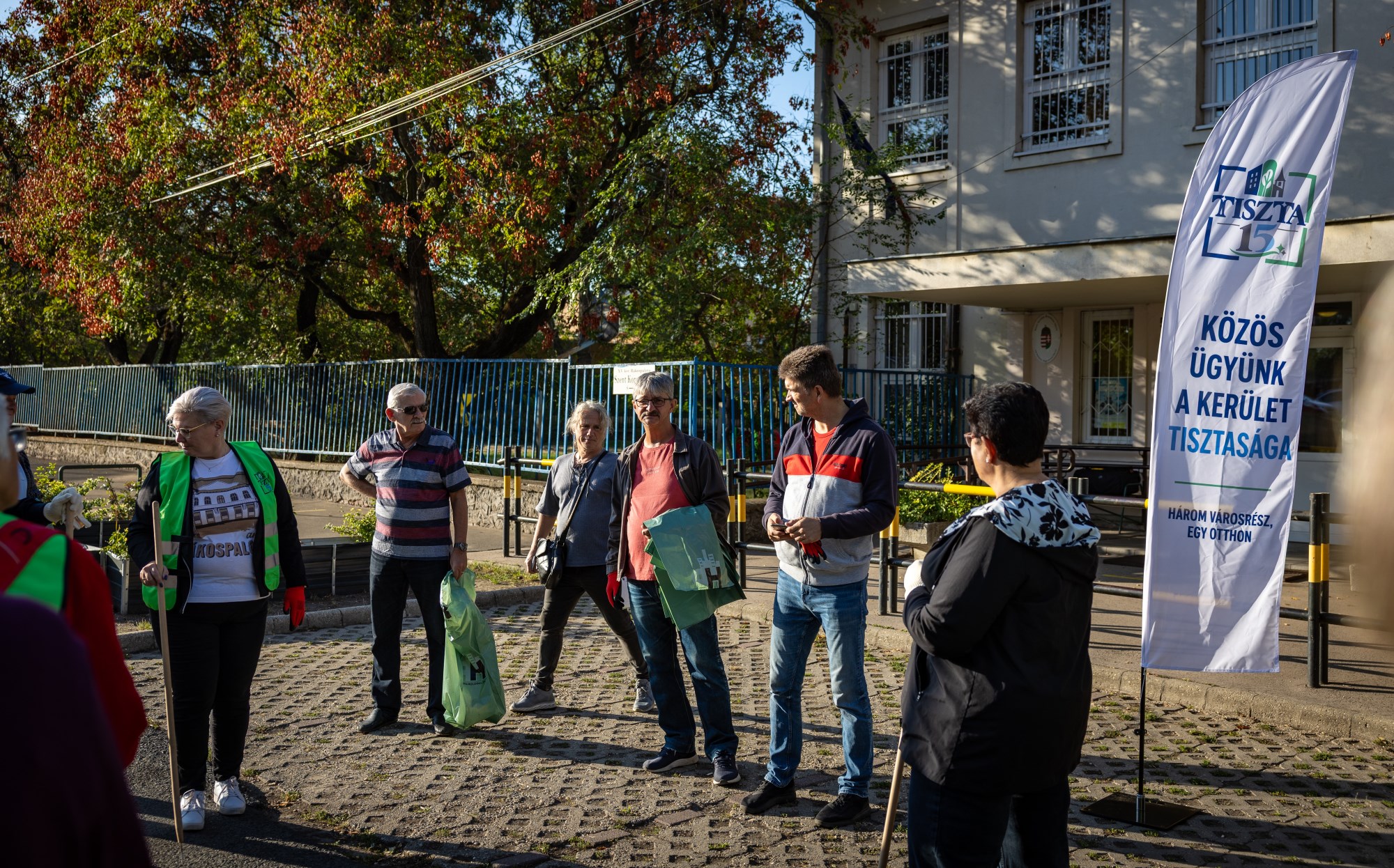 Tiszta 15 szemétszedési akció