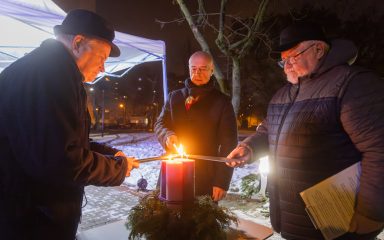 Adventi gyertyagyújtás