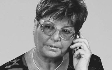 Elhunyt Baracskai Éva