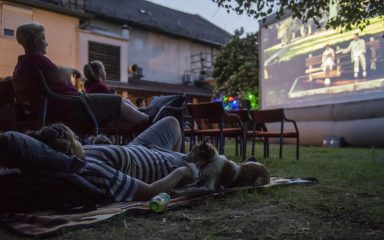 Kertmozi a Csokonaiban