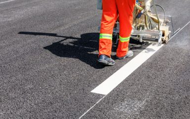 útburkolati jelek festése