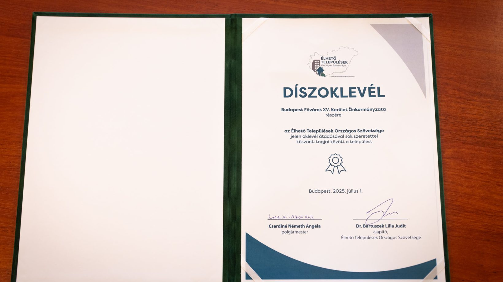 Az ÉTOSZ díszoklevele