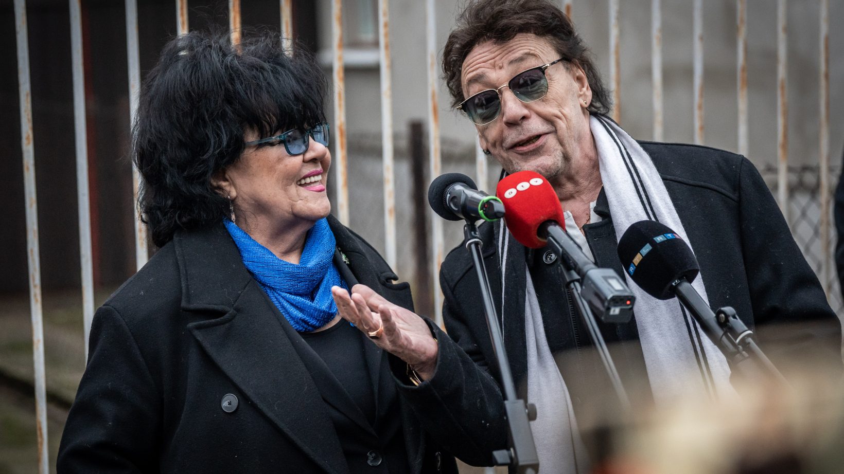 Hungária együttes táblaavatóján Dolly és Fenyő Miklós