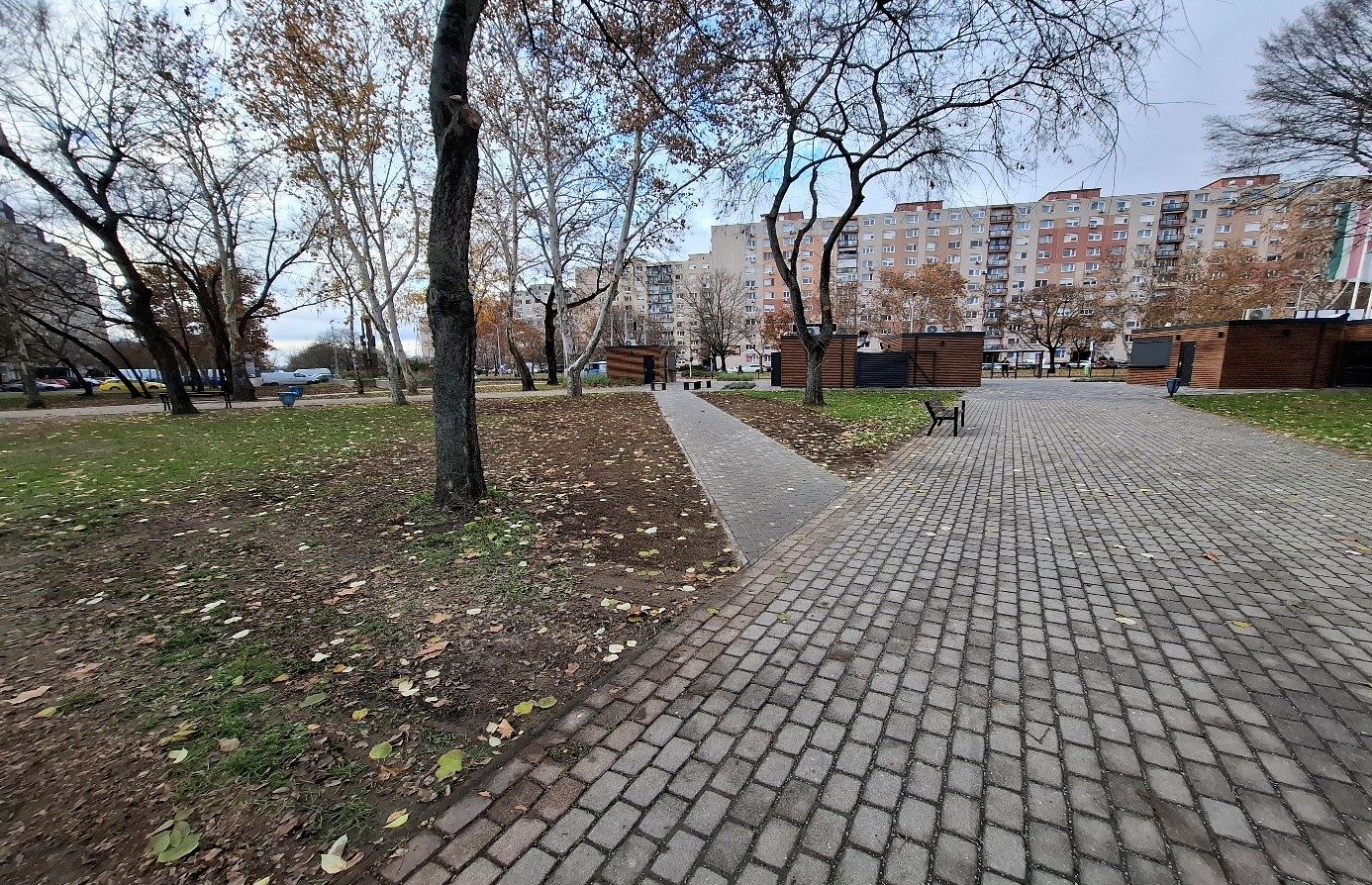 A Fő tér a felújítás után