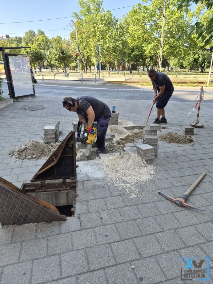 Készül a párakapu